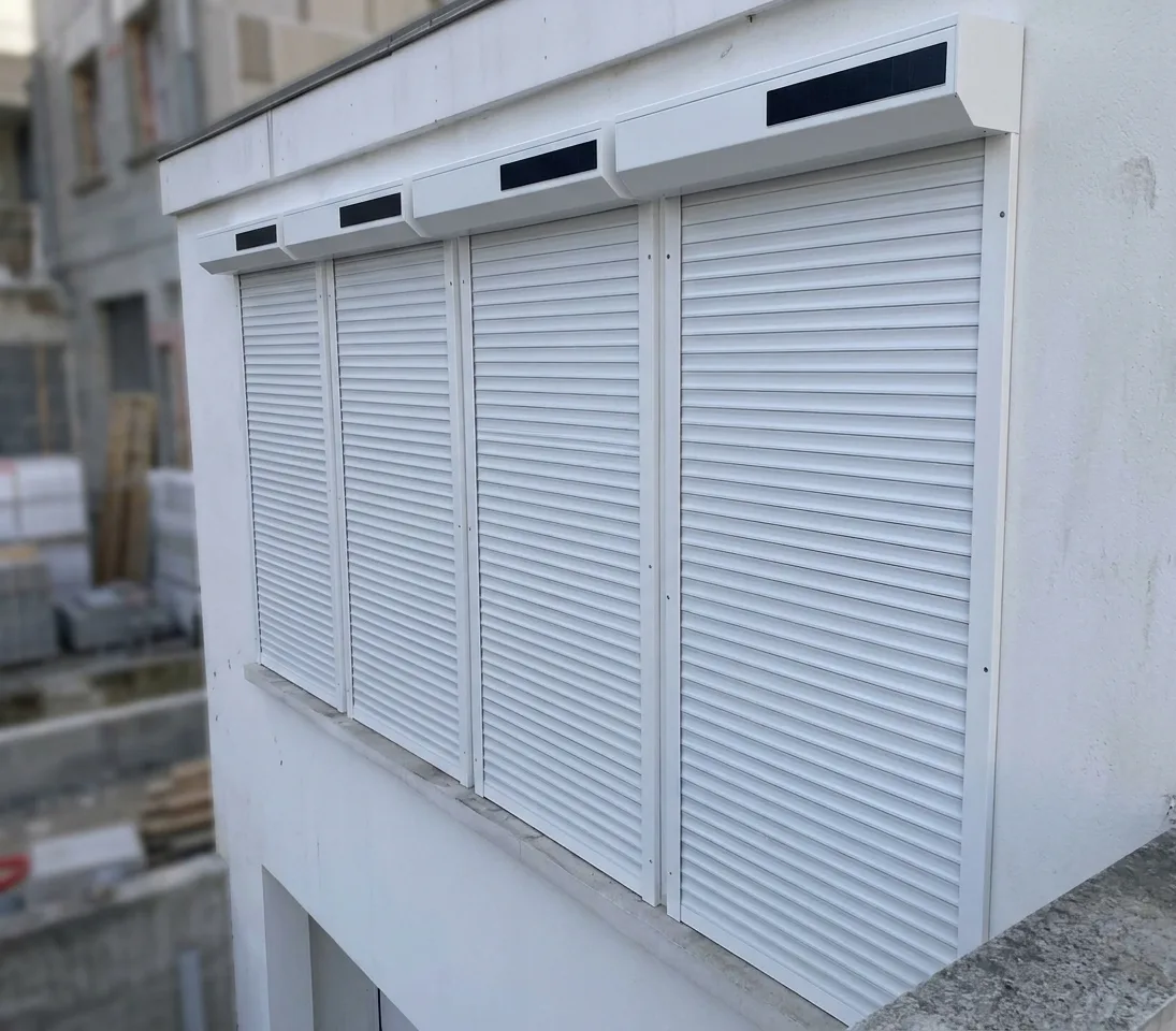 Volet roulant solaire à Cergy